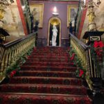 Jade Ramsey Instagram - arty things 🌝🖤🔭🕯never been here before and it was so Christmasy and such a cool old house #MoreEnglandSpam 🇬🇧 Russell-Cotes Art Gallery & Museum