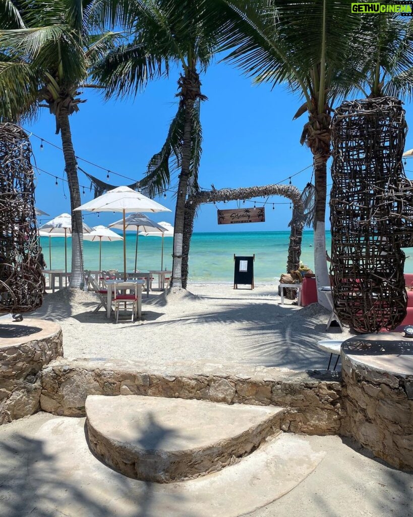 Jade Ramsey Instagram - Paradise 🏝️ Ensueño Holbox & Beach Club