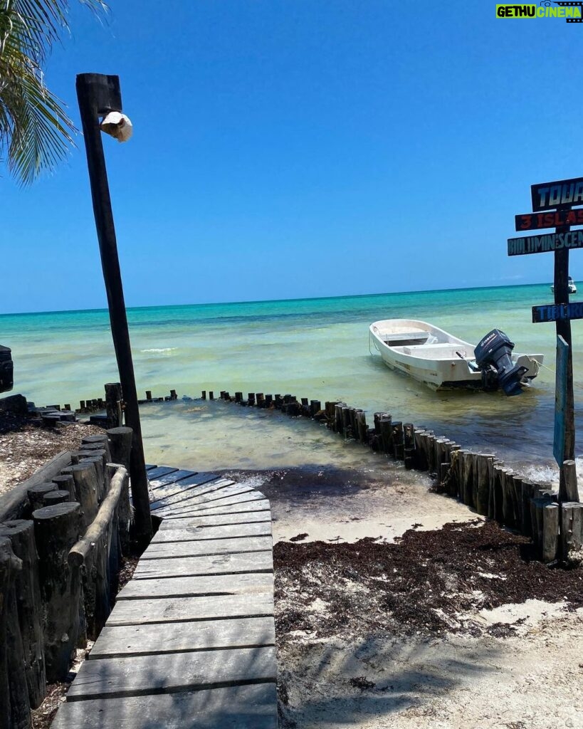 Jade Ramsey Instagram - Paradise 🏝️ Ensueño Holbox & Beach Club