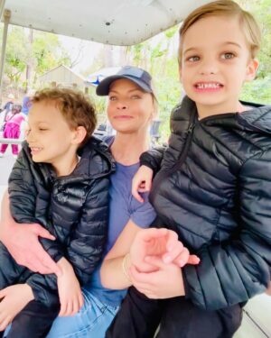 Jaime Pressly Instagram - Sometimes you just gotta play hooky from school and go to the zoo. #lovemyboys #doubletrouble #twins #mamas #boys