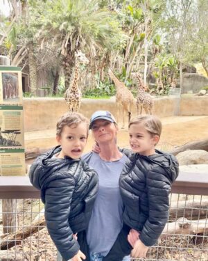 Jaime Pressly Instagram - Sometimes you just gotta play hooky from school and go to the zoo. #lovemyboys #doubletrouble #twins #mamas #boys