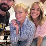 Jaime Pressly Instagram - So this just happened! The longer the strike the shorter my hair. Love my new do!! Cut by @skevozembillas Color by @ccohen #cutitoff #newdo #hairstyle #fun #loveit #transformation #change #release #happy