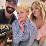 Jaime Pressly Instagram - So this just happened! The longer the strike the shorter my hair. Love my new do!! Cut by @skevozembillas Color by @ccohen #cutitoff #newdo #hairstyle #fun #loveit #transformation #change #release #happy