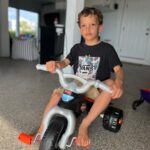 Jaime Pressly Instagram - Happy 6th birthday to my beautiful boys Leo and Lenon who make everyday nothing short of eventful. I love you to the moon and back a thousand times. #happybirthday #mamasboys #twins #doubletrouble