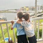 Jaime Pressly Instagram - Happy 6th birthday to my beautiful boys Leo and Lenon who make everyday nothing short of eventful. I love you to the moon and back a thousand times. #happybirthday #mamasboys #twins #doubletrouble