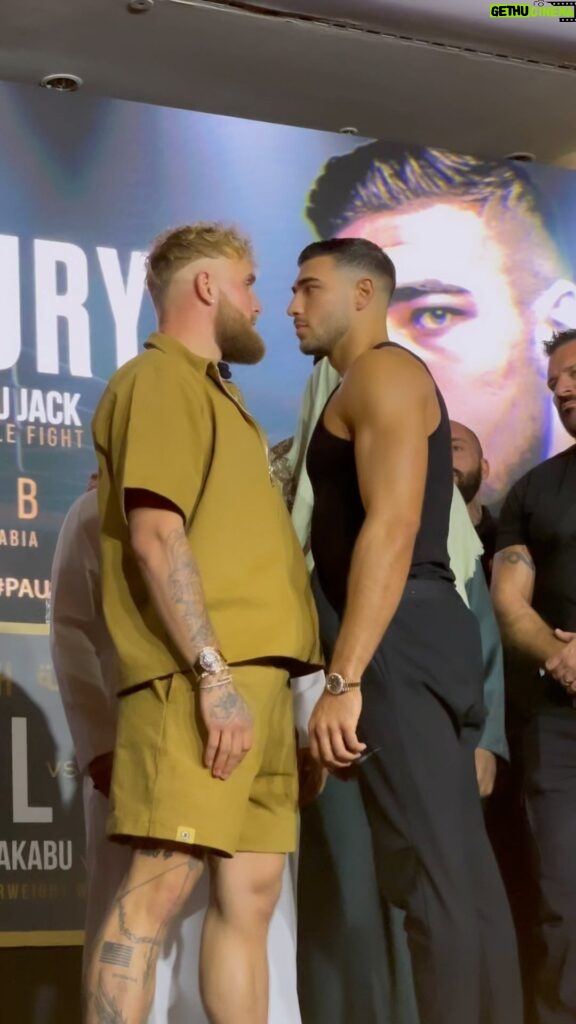 Jake Paul Instagram - Sunday. His act is up. Uncle Mike at the ending tho🤣 #PaulFury
