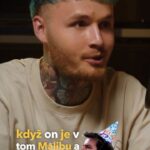 Jakub Kotek Instagram - Rozhovor s @earthrap on-line 🤙 ty nejlepší špeky a sprosťárny pouze na HEROHERO 🫡 (link v BIO) #easycast #buďboží #earth #koťák