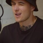 Jakub Kotek Instagram - Léto bude plné absurdně božích rozhovorů s lidmi 🎙️#EASYcast #Ben #Ego #Earth #MartinCarev #MarketaGajdošová #JanMaršálek #buďboží