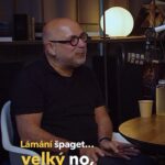 Jakub Kotek Instagram - Bořič gastronomických mýtů @kortusmartin hostem EASYcastu 🎙️Kupa dobrých rad, jak na italskou gastronomii 🍝 Jsem sice z oboru 😎, ale dozvěděl jsem se mnoho nového. A přímo pod videem na YT máte odkaz na soutěž o kurz vaření v Laboratoriu s @panzani_czsk a Martinem👨‍🍳 pozor končí v květnu 🤙 #EASYcast #Koťákkuchtík #spoluprace