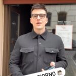 Jakub Kotek Instagram - Buon Giorno, chcete vyhrát kurz vaření? 👨‍🍳 Nedávno jsem společně s několika krásnými lidmi absolvoval kurz vaření v Laboratoriu. „Cože ty Koťák kuchtík?“ říkáte si. Ano sám jsem nevěřil, že se naučím něco nového, ale po dlouhých letech jsem se pro jednou mýlil. . . Italská kuchyně fresh a jednoduchá jako já sám 🍝Ovšem ďábel se skrývá v detailu. Martin Kortus nás naučil triky a boží recepty do 15 minut. A protože jsem šplhoun hlásil jsem se víc než ostatní 🙋🏻 . . Zapojte se do spotřebitelské soutěže s těstovinami Chef od Panzani následovně 👇👇👇: . . Kupte si libovolné těstoviny z řady Chef a účtenku z nákupu zaregistrujte na webu Panzani.cz 🖥️ Soutěž probíhá celý květen. . . #panzanichef #panzani #kotakkuchtik #buďboží