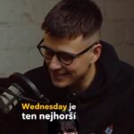 Jakub Kotek Instagram - Podle @whothefuckis_grey je Wenesday nejhorší seriál co kdy viděl 🫣 názory? #grey #koťák #podcast