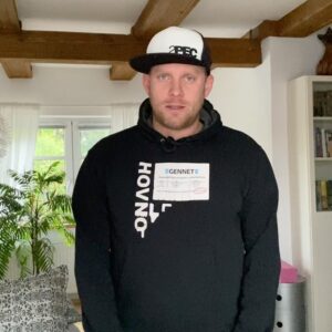 Jakub Prachař Instagram - Hladovění den první.