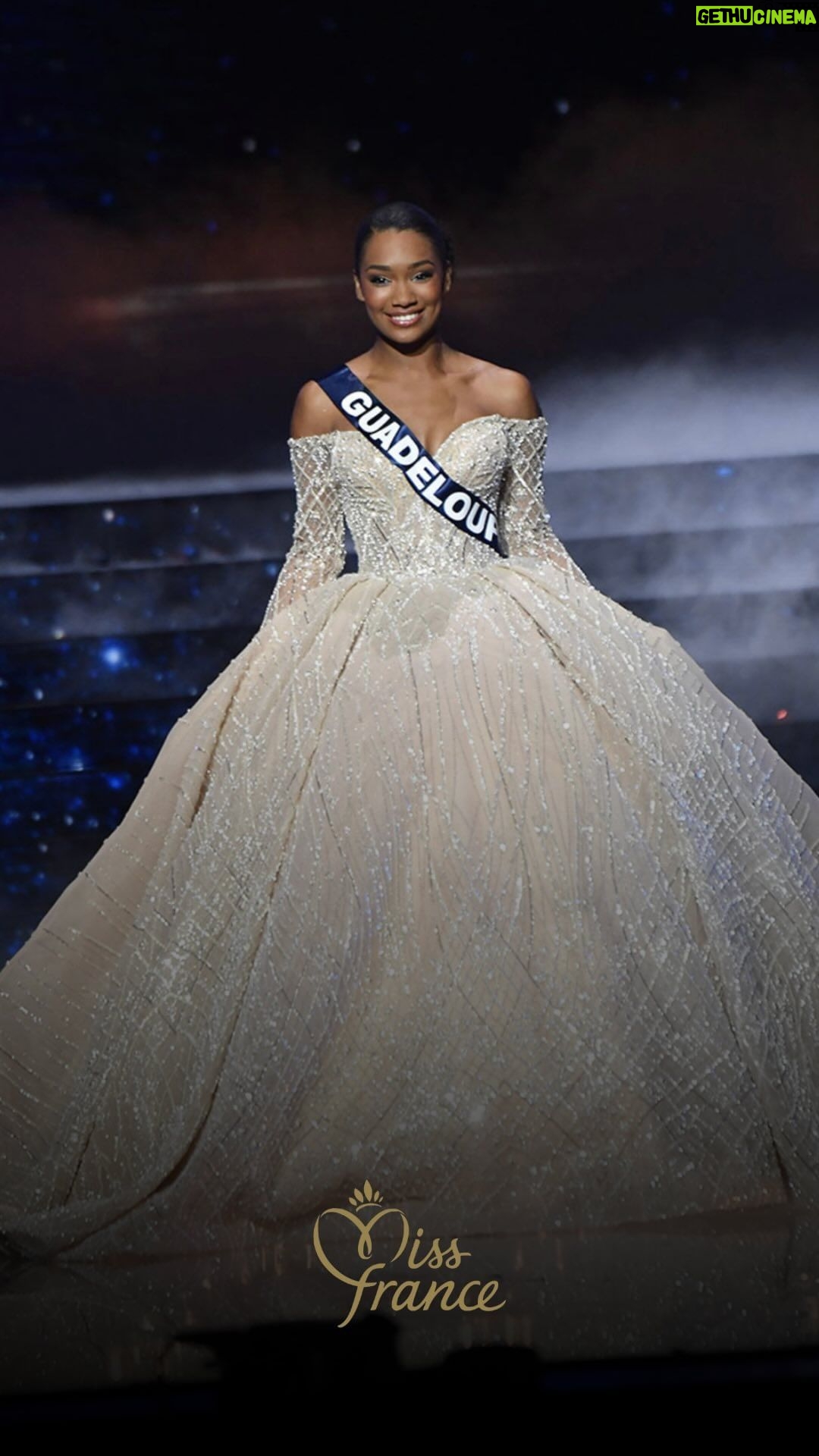 Jalylane Maës - 10.1K Likes - Miss France 2024 🇫🇷
Redécouvrez tous les passages de notre belle 3ème dauphine @jalylanemaes.off ! 😍
Faisait-elle partie de vos favorites ?🤍
#missguadeloupe #missfrance #missfrance2024 #missguadeloupe2023 #guadeloupe
