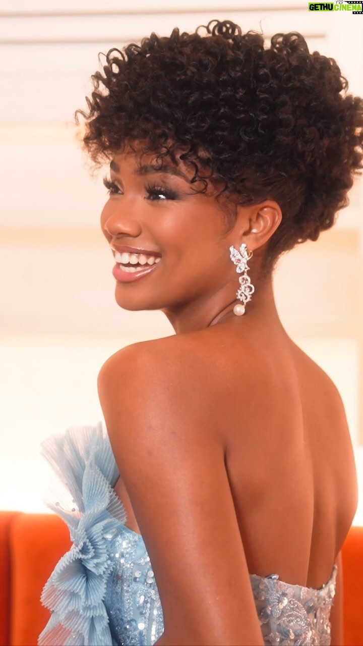 Jalylane Maës - 8.6K Likes - J-3 ! Direction la couronne 🤩 @jalylanemaes.off passera ce jour face au jury de présélection qui déterminera les 15 finalistes pour la grande soirée du 16 décembre prochain ✨ Encourageons notre Miss et soyons prêts à voter massivement ! 🇫🇷
📺 Rendez-vous à partir de
16h10 sur @viaatv (Guadeloupe)
21h10 sur @tf1 (Hexagone)
💄 @lindzyparis
📍 @canopyparistrocadero
💆🏾♀️ @alexisrosso
👗 @maison_cinderella
📹 @christbytheway x @auregendron
Direction Artistique : @marvynvala
@organisation.revelle
#MissGuadeloupe2023 #MissFrance2024 #RevElle ✨