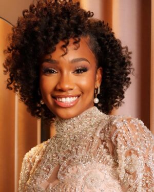 Jalylane Maës Instagram - J-8 🤩 Soyons prêts à soutenir notre Miss Guadeloupe 2023 ! 
Le samedi 16 décembre, @jalylanemaes.off aura besoin de nous pour décrocher le titre de Miss France 2024 🇫🇷
📺 Rendez-vous à partir de 
16h10 sur @viaatv (Guadeloupe) 
21h10 sur @tf1 (Hexagone) 

💄 @lindzyparis
📍 @canopyparistrocadero
💆🏾‍♀️ @alexisrosso 
👗 @maison_cinderella
📸 @auregendron 
Direction Artistique : @marvynvala 

@organisation.revelle
#MissGuadeloupe2023 #MissFrance2024 #RevElle ✨