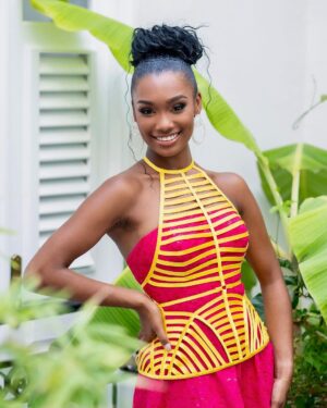 Jalylane Maës Instagram - Belle rentrée à tous 📚
Notre ambassadrice @jalylane.maes va elle aussi faire sa rentrée et débuter sa préparation pour l’élection de Miss France 2024 ! En parallèle, Miss Guadeloupe 2023 poursuit ses engagements aux côtés des jeunes pour leur insertion professionnelle. 💼

 👗 @jmb.couture 
💆🏾‍♀️ @luiizdiamondsplace 
💄 @botrand_elisabeth 
📍 @maisonvictoirepap 
📸 @happyman_photography / @tchokerstudios_fwi 

#MissGuadeloupe2023 #MissFrance2024 #RevElle ✨