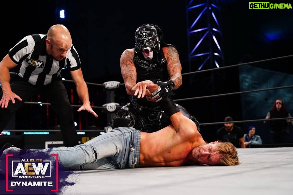 James Cipperly Instagram - You're better than that. . . . #baybee #Monday #AEW #hands #referee #zebra #demon #monster #reach #getin #wrestling #lucha #mask #face #uhoh #mondaymotivation #facedownhandup #getoverhere #nope #nottoday