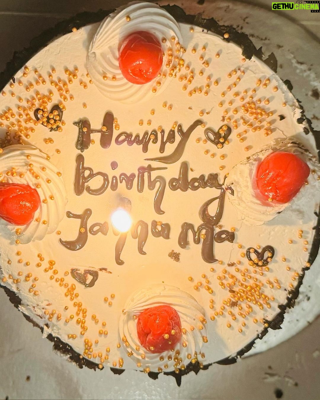 Janani Ashok Kumar Instagram - “GRATITUDE” This whole year has taught me so much. I’ve grown one more year older, & also wiser than before. I Understood one thing for sure, you can’t force connections. If they want to stay, they would and it happens effortlessly. 🤍 I’m speechless with the generosity of your love & it’s my duty to thank each and every soul from the bottom of my heart for all the lovely wishes on my birthday. You guys are the best 💯🎈 🎂 I’m so blessed to have the best of friends and an amazing Family 🫠 to support me all through my journey. Thank you Universe I feel so grateful for everything that you have blessed me with so far. 🔱 As I’m marching towards another wonderful year I wish it’s filled with lots of laughter, surprises, joy, love, art, challenges, opportunities & experiences that will make me grow wiser day by day. - Thank you 🙏🏼 “Just me, myself & I” #hbd #2023 #november #novemberbaby Chennai, India