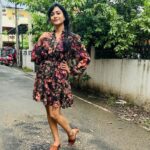 Janani Ashok Kumar Instagram – I’m wondering 30 years ago today I was celebrating my 1st birthday 🎈 
–
Wearing: @forevernew_india 
📸: @vahitha.begam.5492 
–
#birthday2023 Chennai, India