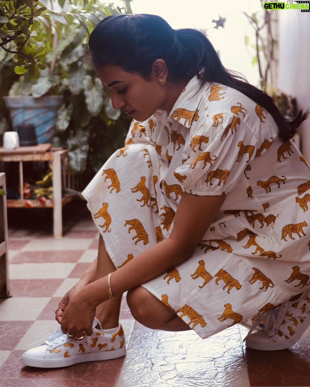 Janani Ashok Kumar Instagram - How amazing life gets when you have a very small meaningful circle of people I love my clan so much π₯ΉππΌβ¨ Grateful for the people in my life right now πβ¨π«π€π― - πΈ: @raghul_raghupathy Chennai, India