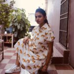 Janani Ashok Kumar Instagram - How amazing life gets when you have a very small meaningful circle of people I love my clan so much 🥹🙏🏼✨ Grateful for the people in my life right now 🙃✨💫🤍💯 - 📸: @raghul_raghupathy Chennai, India