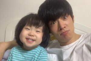 Jang Eui-soo Instagram - 우리현채 매력부자❤️