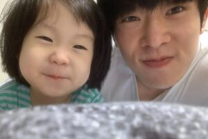 Jang Eui-soo Instagram - 우리현채 매력부자❤️