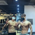 Jang Eui-soo Instagram - 역시 운동은 같이하니 즐겁네요!! #파인짐 #황인직