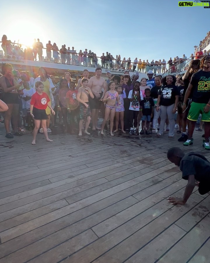 Janice Faison Instagram - They were jamming on this cruise.