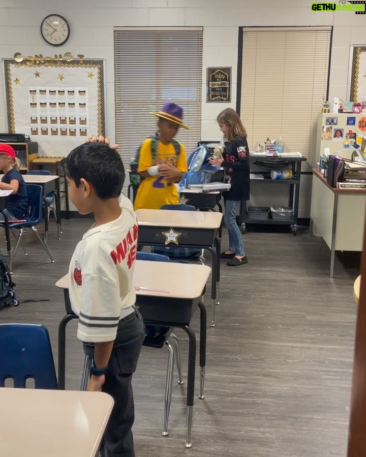 Janice Faison Instagram - Today at school Aydin had to come decked out in his favorite team . We understood the assignment.