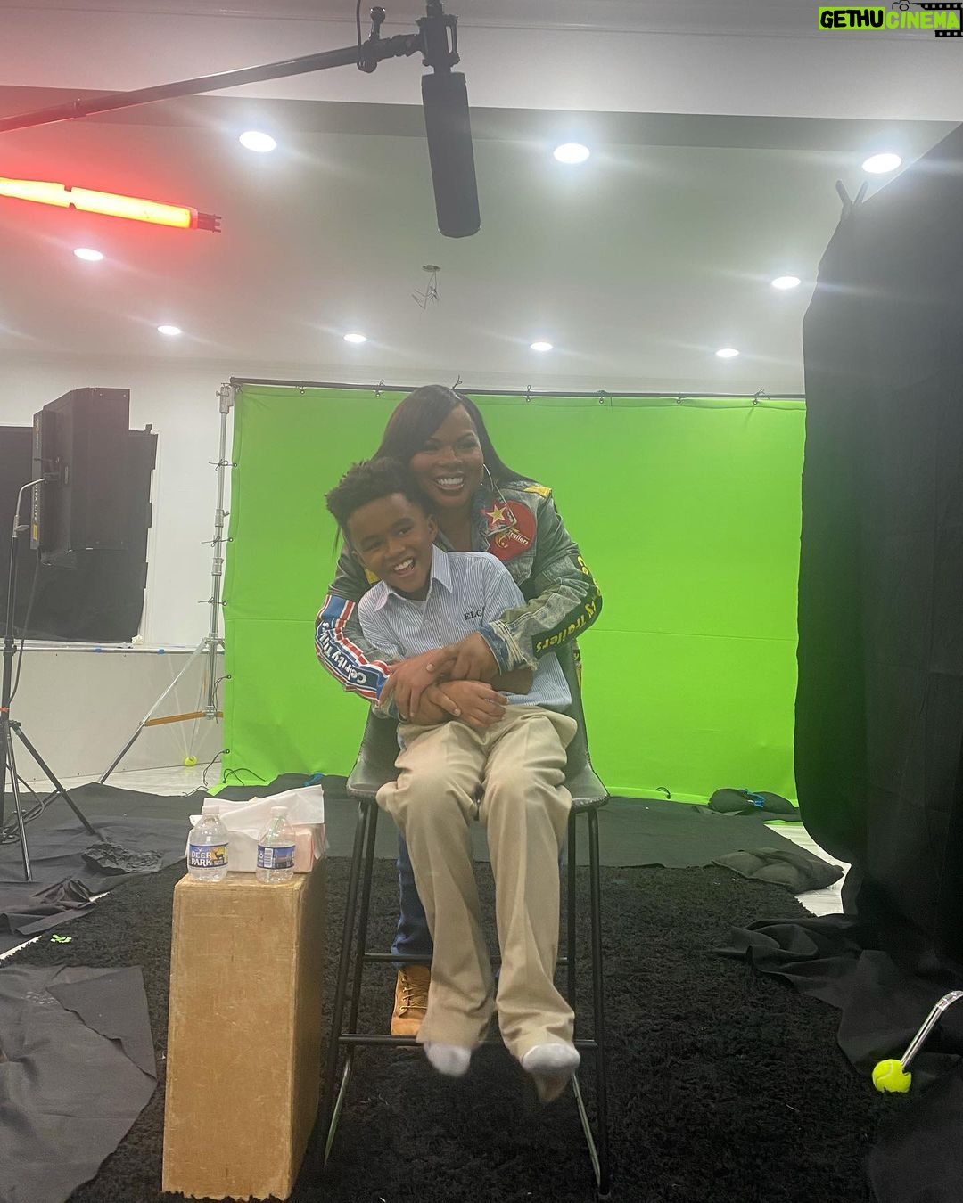 Janice Faison Instagram - On set with my baby