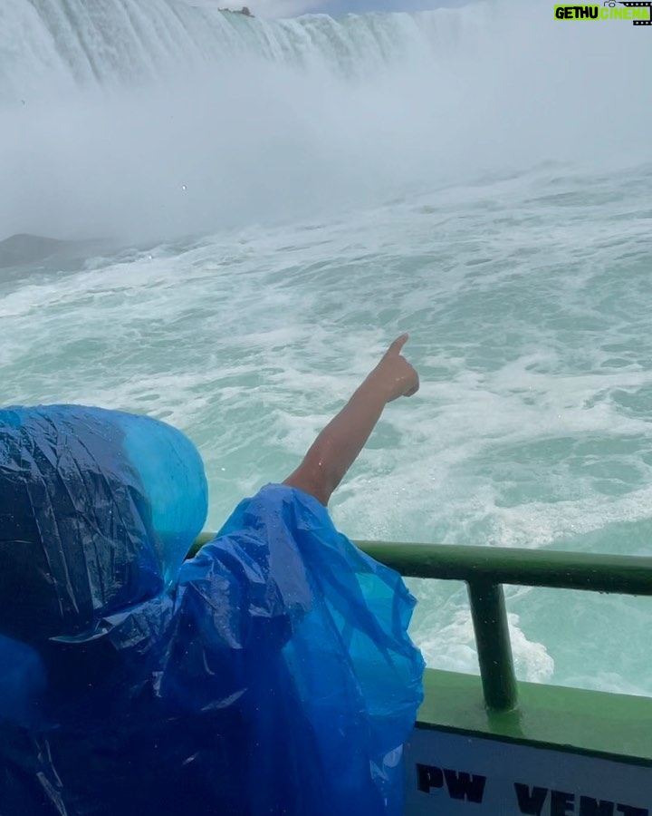 Janice Faison Instagram - Niagara Falls is beautiful ! I can cross this off my bucket list.