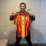 Jardel Instagram - Bu gömleği giydiğim için, sonsuza kadar kalbimde kalacak hikayeler yazdığım için çok gurur duyuyorum!❤️💛