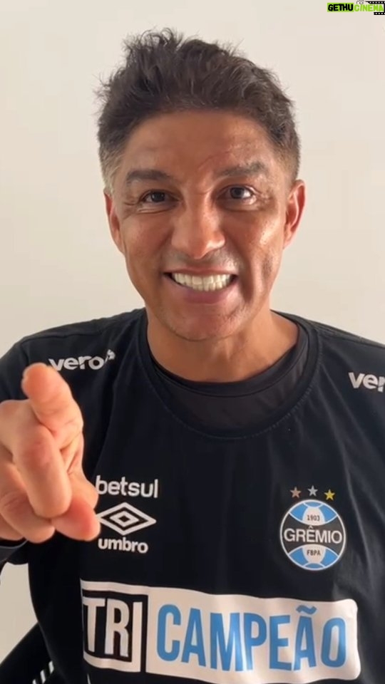 Jardel Instagram - A $IMORTAL está com o Grêmio onde o Grêmio estiver! Seja um verdadeiro torcedor $IMORTAL! Adquira a moeda e faça parte da revolução tricolor. 🇪🇪⚽ 📲Confira em: https://imortal.fanpass.club/