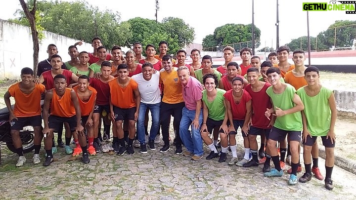 Jardel Instagram - Reunião produtiva com a diretoria do ferroviário onde conversamos sobre futuros projetos! E uma visita também a categoria sub 15 do ferrão, muito talento e meninos dedicados! Boa sorte garotos!