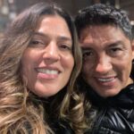 Jardel Instagram - Parabéns, meu amor! Sou muito grato a Deus por unir nossos caminhos! E é uma honra estar ao seu lado para acompanhar mais um ano da sua vida. Minha amada esposa, que sua vida seja abençoada por DEUS, e saiba que estarei sempre aqui para amá-la e protegê-la…. Que seu aniversário seja especial, como você é para mim, e que possamos estar em paz, felizes, em harmonia e que nosso casamento seja blindado por Deus ! Amo você do fundo do meu coração, e desejo um aniversário repleto de bençãos! Te amo! ❤️🎂🎉🙌🏽🙏🏽
