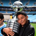 Jardel Instagram - Em Porto Alegre para assistir o jogo do meu gremio! Sempre bom voltar a casa! Vamos tricolor 🤍🖤💙