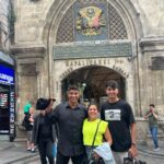 Jardel Instagram - Visita ao grand bazaar com a Familia ❤️ @sandrajardel0716 @mjardel_ İstanbul Turkey