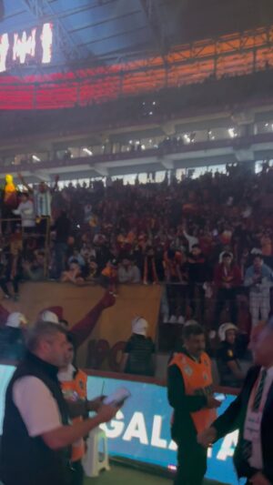 Jardel Instagram - I love you galatasaray ❤️💛❤️💛