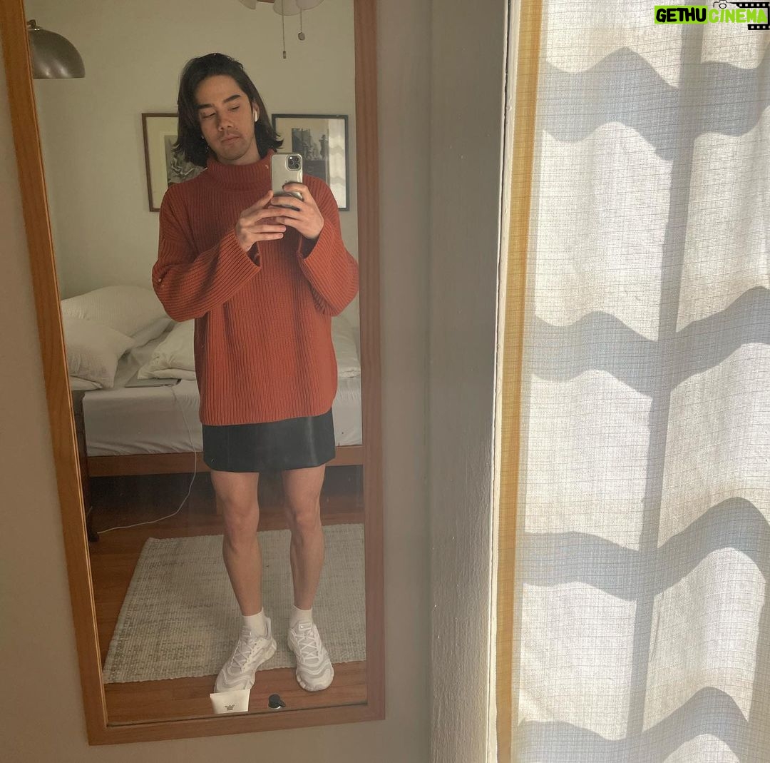 Jared Goldstein Instagram - and i almost wore a skirt too 🧡