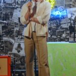 Jared Goldstein Instagram - 🚗💨🎤: @heyjaredhey live at #JamintheVan 🚐🎶 #StandUp #Comedy #StandUpComedy Jam In the Van