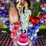 Jasmine Rath Instagram – 22 years, 22 reasons to celebrate✨Here’s 2 a year that’s 2 good 2 to be true💕

Thank you @gopalrath107 @sudhansubala79 for this wonderful midnight surprise 💕

@couplesneedy thank you for making their surprise wonderful ✨

#jasminerath #birthday #birthdaygirl