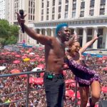 Jason Derulo Instagram – 1 million people ❤️‍🔥 Muito obrigado @anitta pelo convite pro Carnaval! Foi simplesmente perfeito!z Leme, Rio de Janeiro