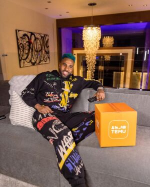 Jason Derulo Instagram - I was put on to Temu during the Big Game this Sunday and still can’t believe the deals. 
They challenged me to see how many items I can buy with $100… Let’s see how I did!
Share your purchase on IG and tag @temu!
#temugameday #shakeandcheer  #temu100 #shoplikeabillionaire #ad