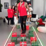 Jason Derulo Instagram - #1DayCloserToChristmas @elsarca @mrmovi3 @gabriellenevaeh @nevaaadaa @artistgary