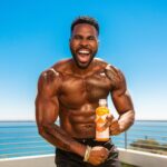 Jason Derulo Instagram – I’ve been drinking Treo between every workout… game changer 💪🏿 @drinktreo Malibu, California