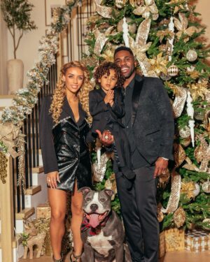 Jason Derulo Instagram - Merry Christmas to me for the greatest gift of all @jasonking 🎄🎅🏿❤️