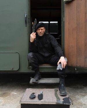 Jason Statham Instagram - Massive thanks to my good friend Justin Burton @warcrownforge for supplying the best of the best custom hand forged knives and axes for our Expendables movie.
Thank you brother for the killer talent, and the endless supply of weaponry! 
#expend4bles