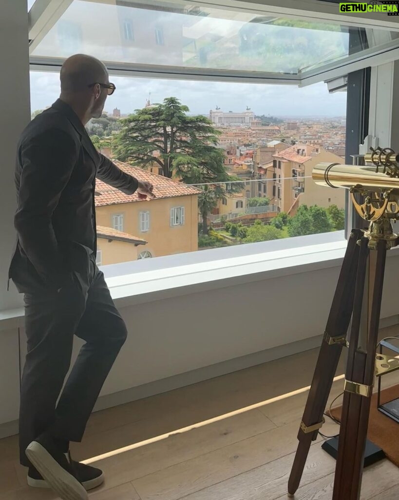 Jason Statham Instagram - See you next time Rome.