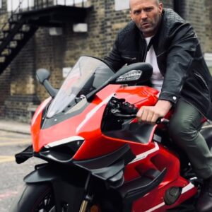 Jason Statham Instagram - @ducati_superleggerav4 
#expendables4
📸@danielsmithphotography